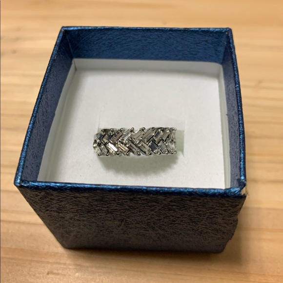 White Austrian Crystal Fern Leaf Ring in Stainless Steel - Picture 7 of 9